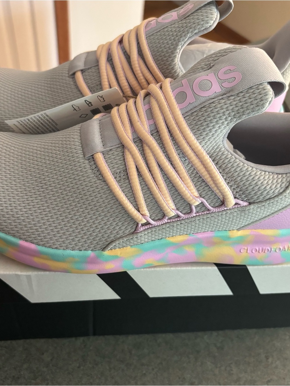 adidas Lite Racer Adapt 7.0 size 6Y New!!!!